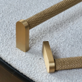 Knobbio Special reling płaskownik Brassini UniMetal Złoty uchwyt Złote relingi Mosiądz szczotkowany2.png