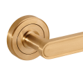 KR624 Klamka Modena Brassini Uni Metal Mosiądz szczotkowany złote klamki ZOOM.png