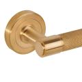 Klamka Knobbio Brassini Uni Metal Mosiądz szczotkowany złota klamka ZOOM.png